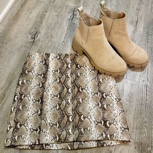 Vestique Snakeskin Skirt